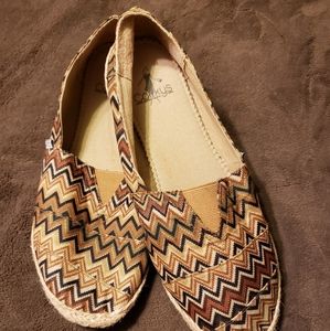 Corkys flats size 9